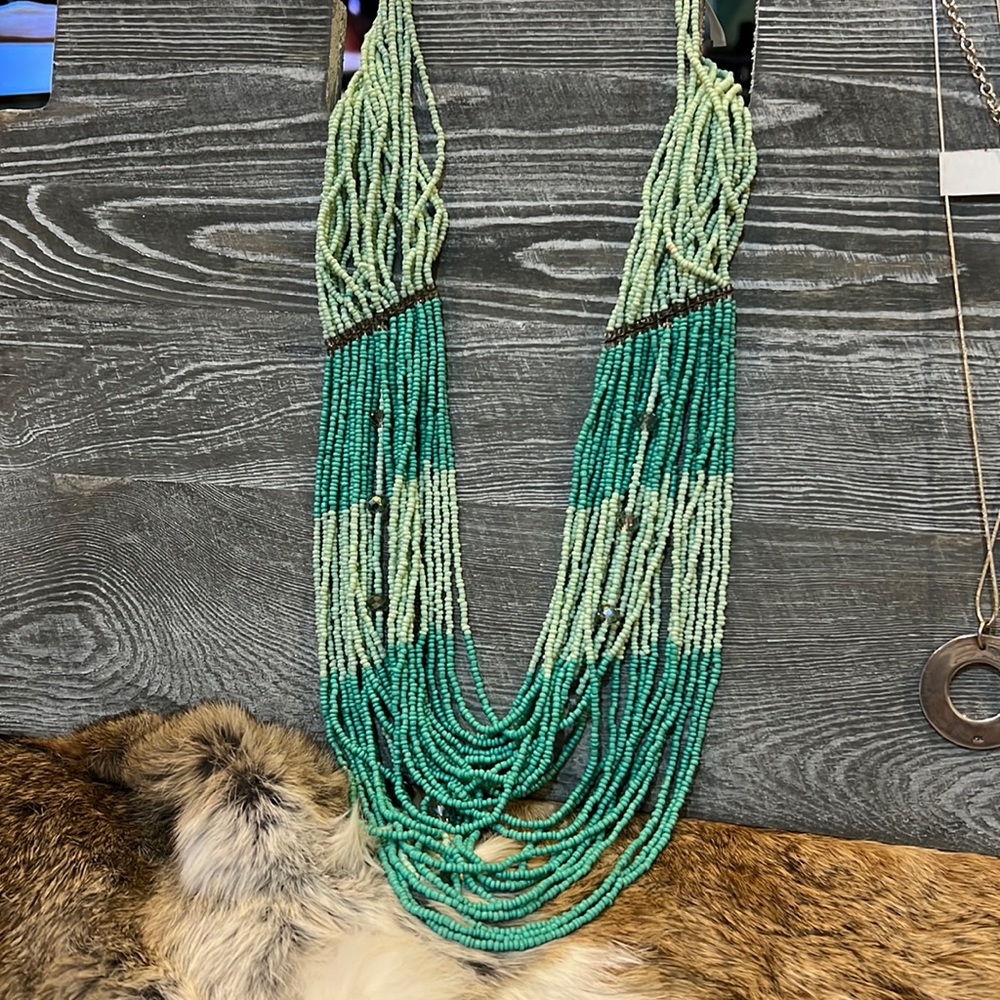 Multi-Stand Mint And Turquoise Colored Beaded Vin… - image 1